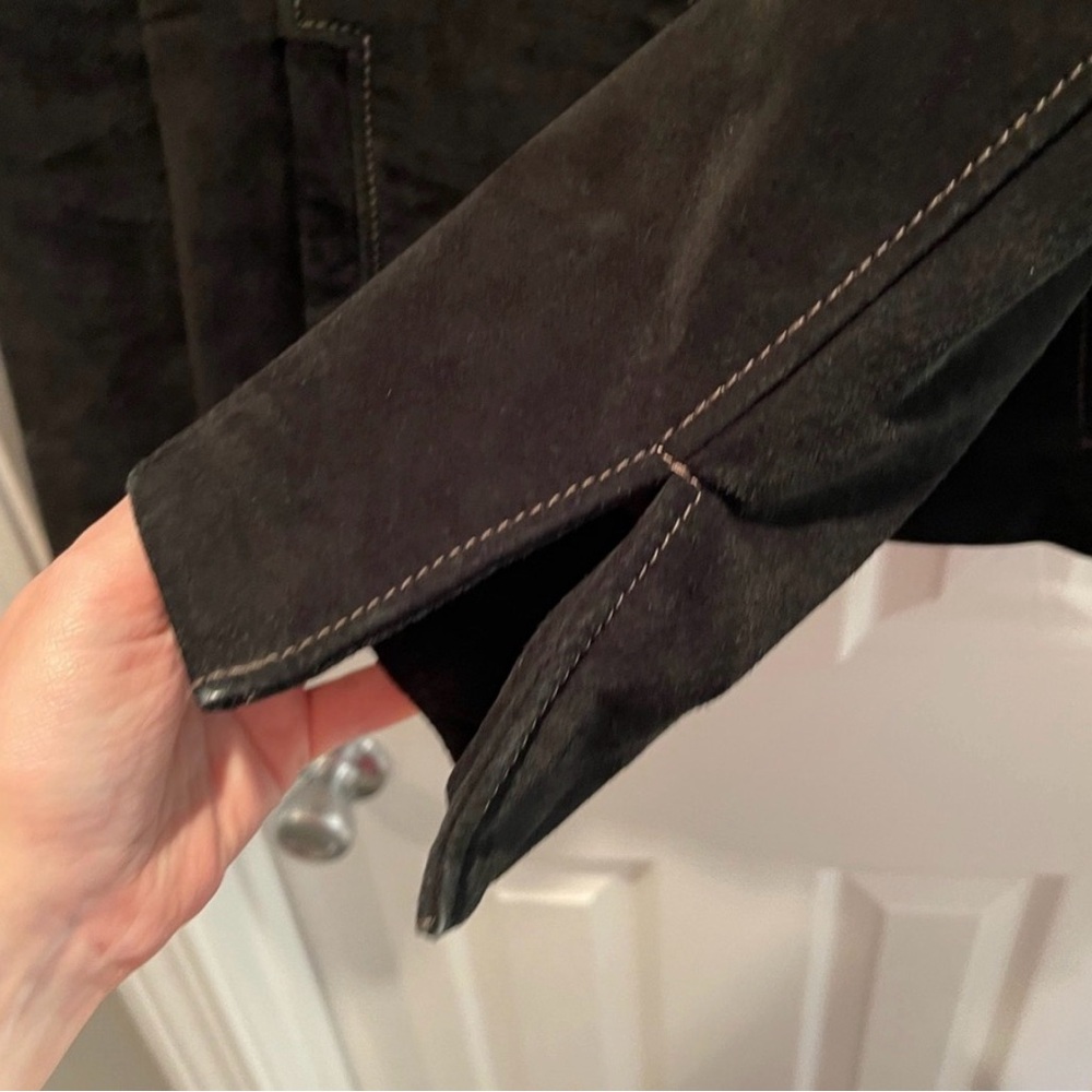 Danier Women's Black Suede Leather Jacket - Picture 7 of 9